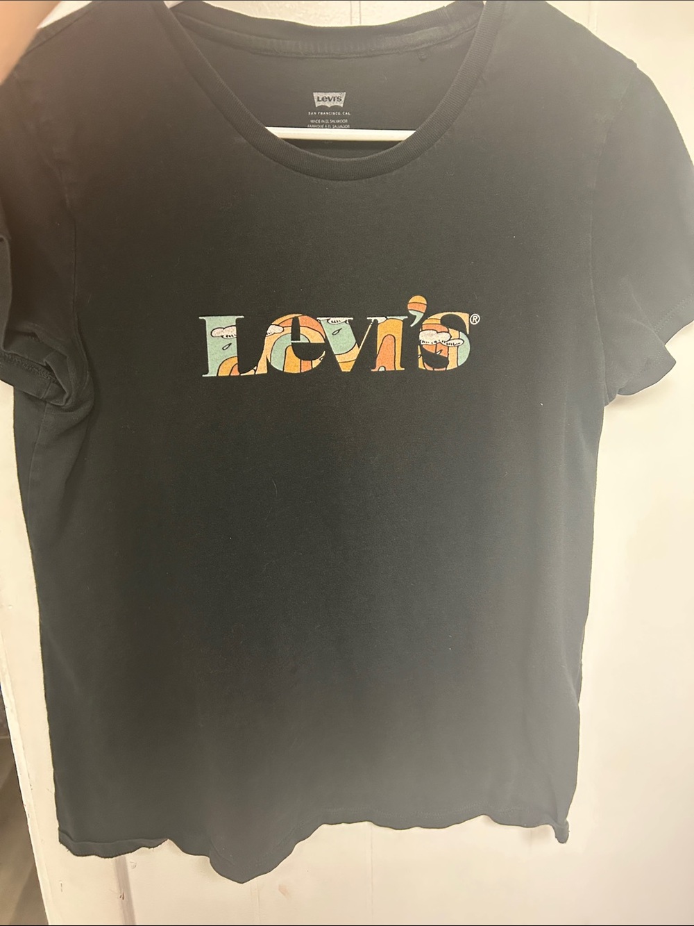 Levi's Black Tee with Multicolor Patterned Logo